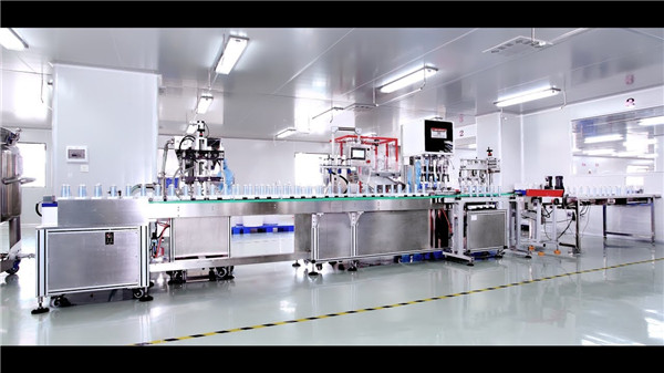 Riempitrice automatica di crema e tappatrice