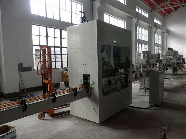 Riempitrice candeggina automatica in Cina