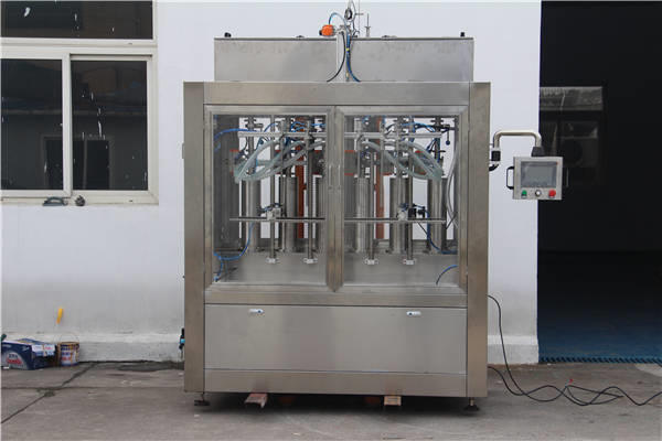 Riempitrice automatica di bottiglie di marmellata