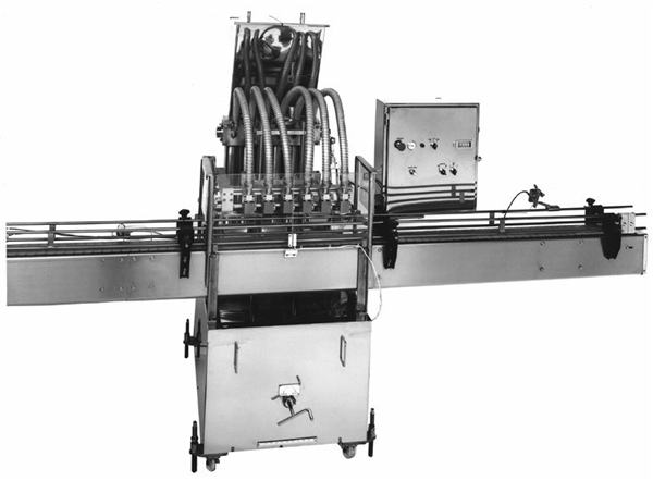 riempitrice a pistoni per prodotti chimici quotidiani